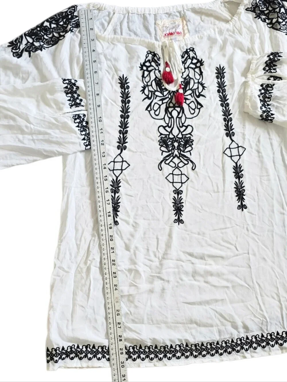 Johnny Was White Embroidered Peasant Top with Black Trim Size L